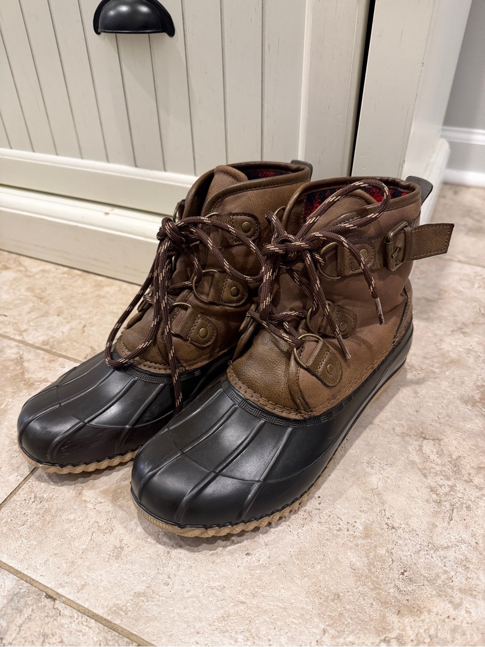 Women’s Size 8 Brown and Black Waterproof Duck Boots from Maurice’s